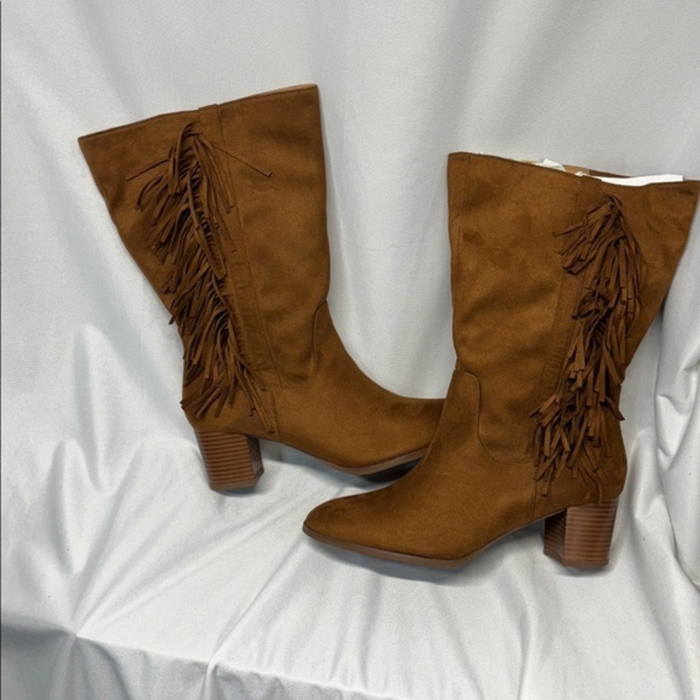 Comfortview Tan Suede Boots with Fringe side zip stretch healed boots 10